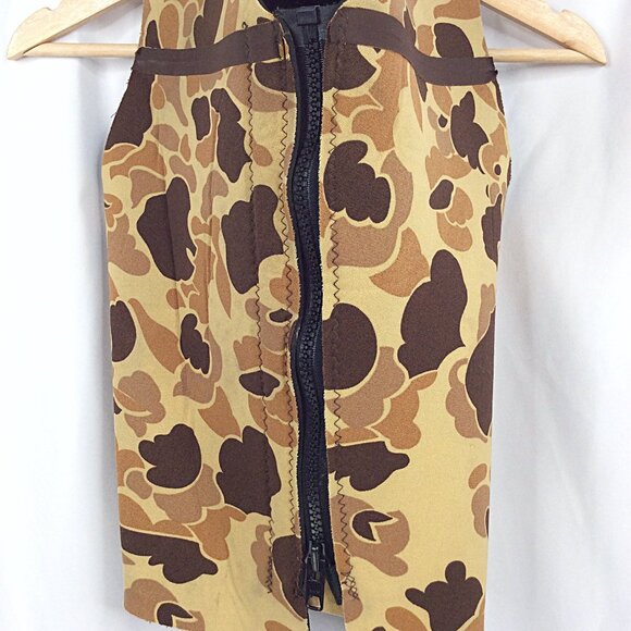 Vintage Cabelas Neoprene Camo Dog Vest Hunting Sydney Nebraska 80s Zip Size XXL - Picture 3 of 9